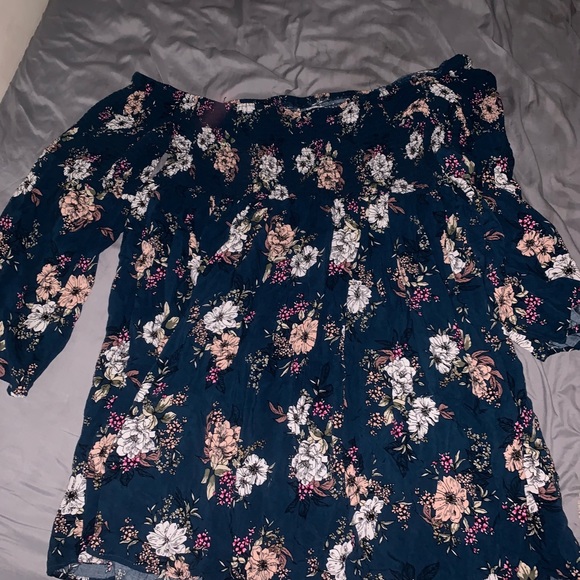 Torrid Teal Floral Off shoulder 4x - Picture 2 of 2